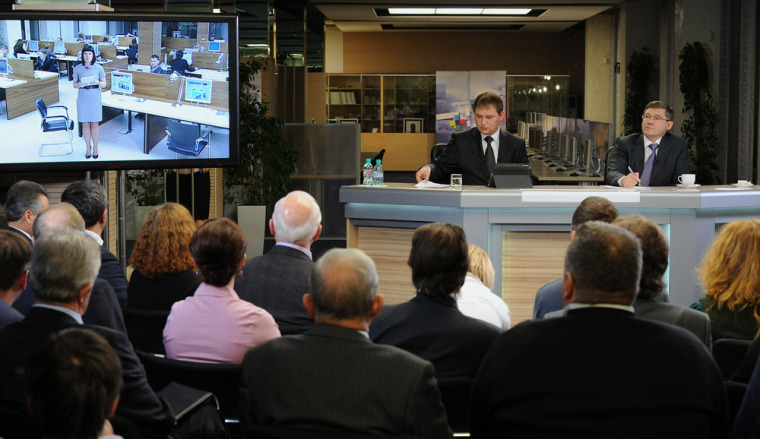 Губернатор Владимир Якушев: «Прямой диалог важен и власти, и жителям региона»