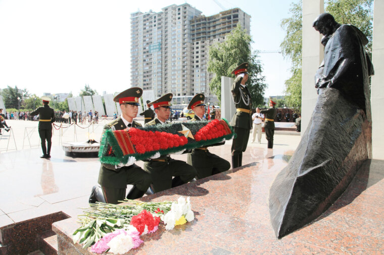 Память о героях жива