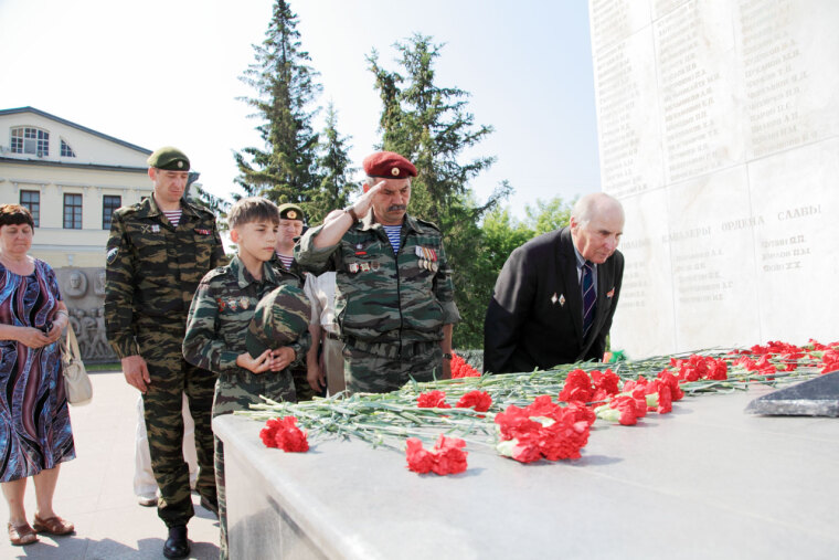 Память о героях жива