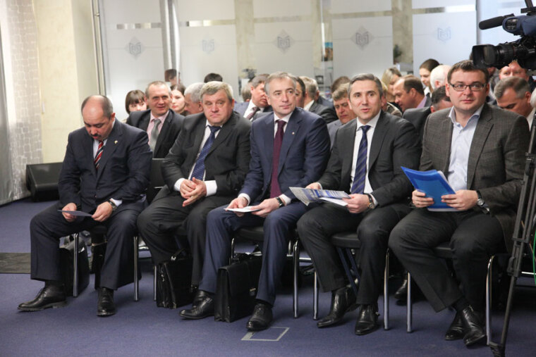 И фабрика услуг, и объединяющая платформа