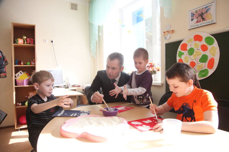 Сделать все ради улыбки ребенка