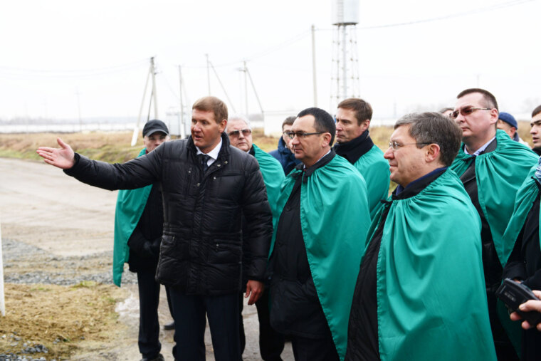 Почет и уважение крестьянским рукам