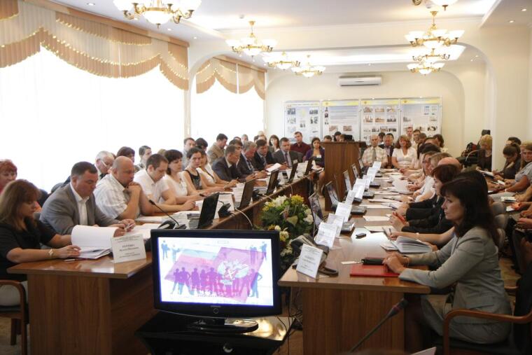 Следуя высоким стандартам