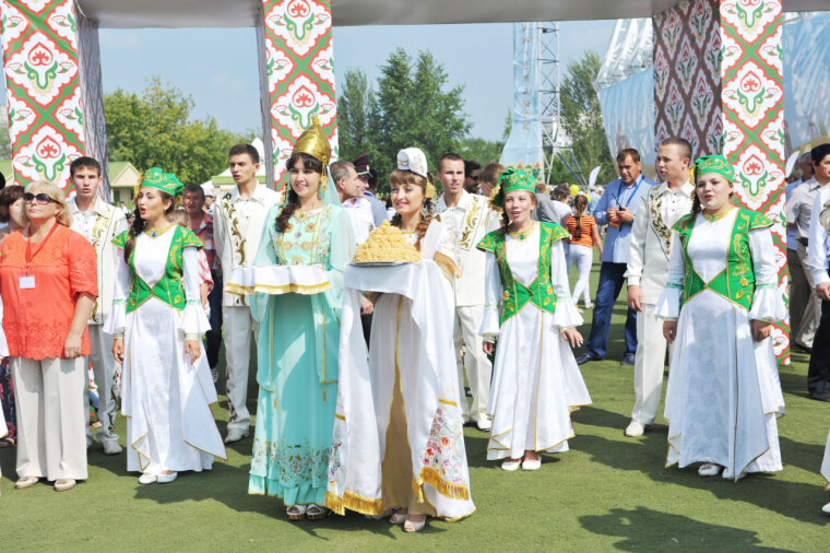 Шуми, ликуй, веселый Сабантуй!