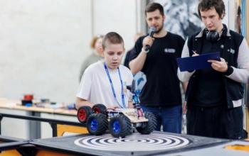 В Международном чемпионате «Битва роботов» примет участие юный изобретатель из Тюменской области